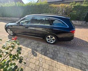Mercedes-Benz E 220 Gebrauchtwagen