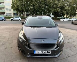 Ford S-Max Gebrauchtwagen