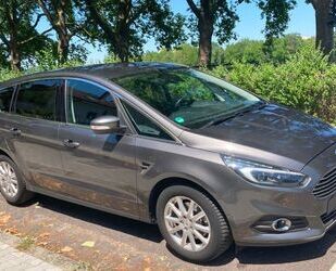 Ford S-Max Gebrauchtwagen