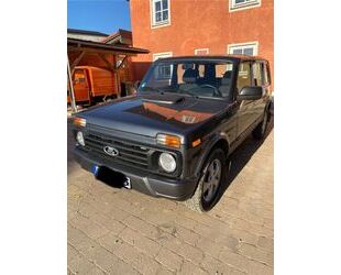 Lada Urban Gebrauchtwagen