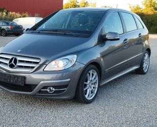 Mercedes-Benz B 180 Gebrauchtwagen