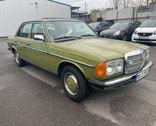 Mercedes-Benz 240 Gebrauchtwagen