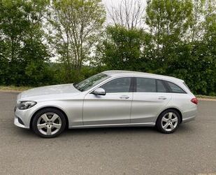 Mercedes-Benz 220 Gebrauchtwagen