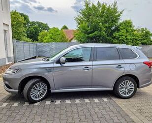 Mitsubishi Plug-in Hybrid Outlander Gebrauchtwagen