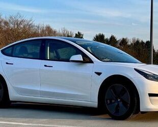 Tesla Model 3 Gebrauchtwagen
