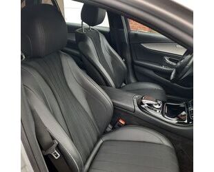 Mercedes-Benz 220 Gebrauchtwagen