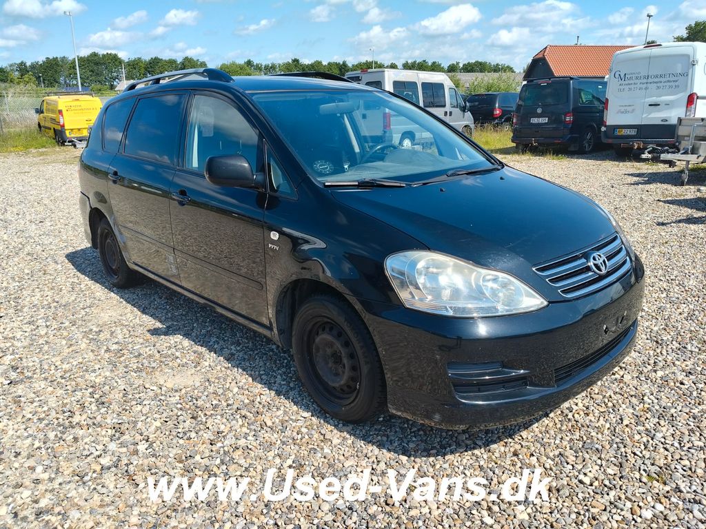 Avensis Verso