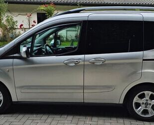 Ford Tourneo Courier Gebrauchtwagen