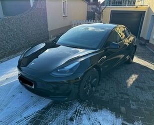 Tesla Model 3 Gebrauchtwagen