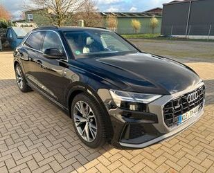 VW Q8 