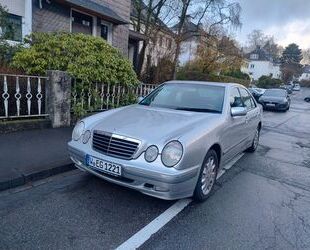 Mercedes-Benz E 220 Gebrauchtwagen