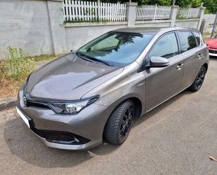 Kia Auris 
