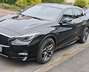 INFINITI Q30 Gebrauchtwagen