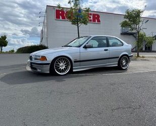 BMW 323 Gebrauchtwagen