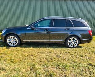 Mercedes-Benz 220 Gebrauchtwagen