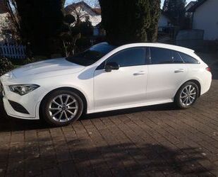 Mercedes-Benz CLA 200 Shooting Brake Gebrauchtwagen