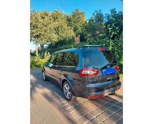 Mercedes-Benz Galaxy 