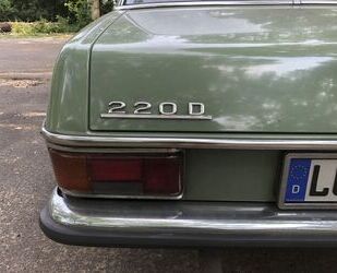 Mercedes-Benz 220 Gebrauchtwagen