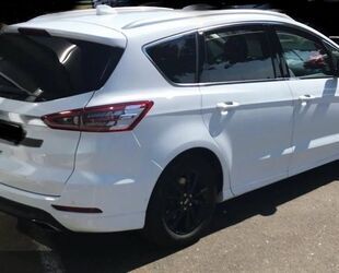 Ford S-Max Gebrauchtwagen