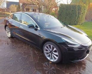 Tesla Model 3 Gebrauchtwagen
