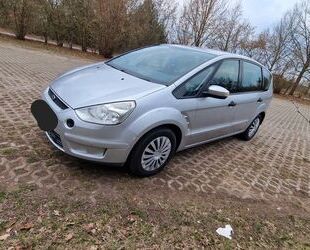 Ford S-Max Gebrauchtwagen