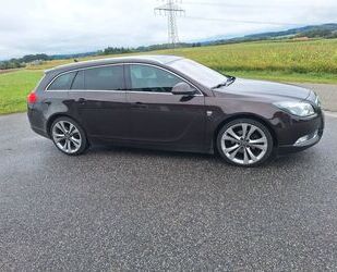 Mercedes-Benz Insignia 