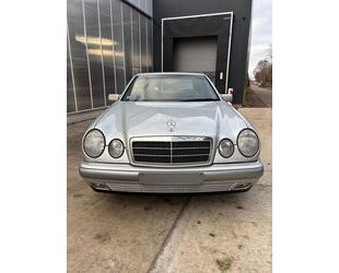 Mercedes-Benz E 200 Gebrauchtwagen