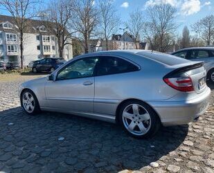 Mercedes-Benz 320 Gebrauchtwagen