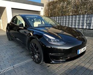Tesla Model 3 Gebrauchtwagen