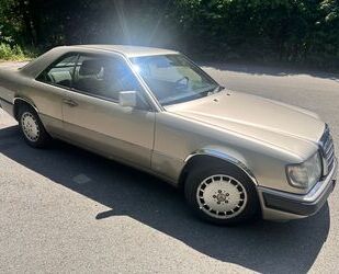 Mercedes-Benz E 230 Gebrauchtwagen