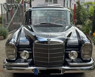 Mercedes-Benz 220 Gebrauchtwagen