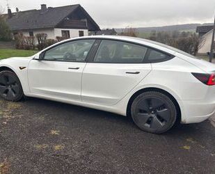 Tesla Model 3 Gebrauchtwagen