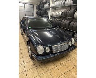 Mercedes-Benz E 230 Gebrauchtwagen