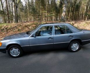 Mercedes-Benz 230 Gebrauchtwagen