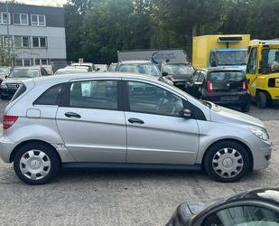 Mercedes-Benz B 180 Gebrauchtwagen
