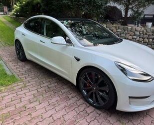 Tesla Model 3 Gebrauchtwagen