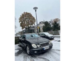 Mercedes-Benz 220 Gebrauchtwagen