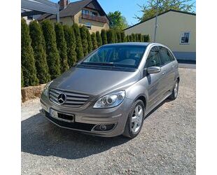 Mercedes-Benz B 180 Gebrauchtwagen