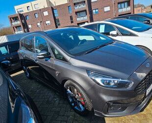 Ford S-Max Gebrauchtwagen