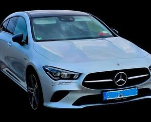 Mercedes-Benz CLA 200 Shooting Brake Gebrauchtwagen