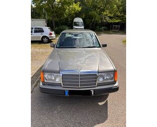 Mercedes-Benz E 200 Gebrauchtwagen