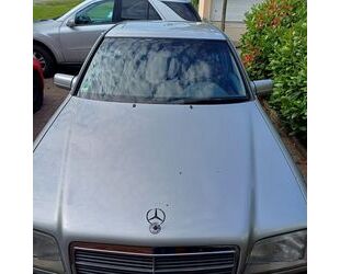 Mercedes-Benz 200 Gebrauchtwagen