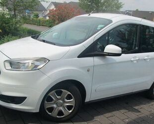 Ford Tourneo Courier Gebrauchtwagen