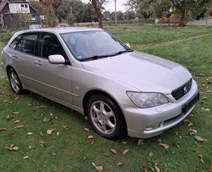 Lexus IS 200 Gebrauchtwagen