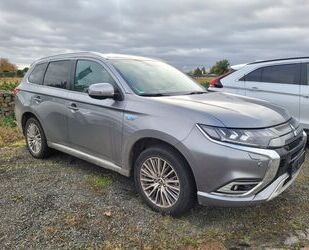 Mitsubishi Plug-in Hybrid Outlander Gebrauchtwagen