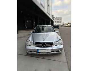 Mercedes-Benz C 180 Gebrauchtwagen