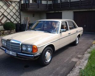 Mercedes-Benz 240 Gebrauchtwagen