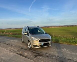 Ford Tourneo Courier Gebrauchtwagen