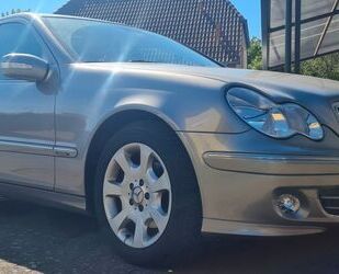 Mercedes-Benz 220 Gebrauchtwagen
