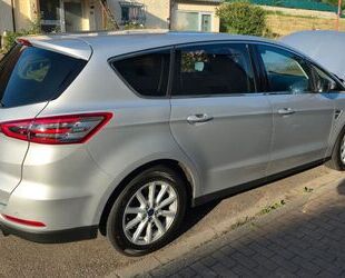 Ford S-Max Gebrauchtwagen